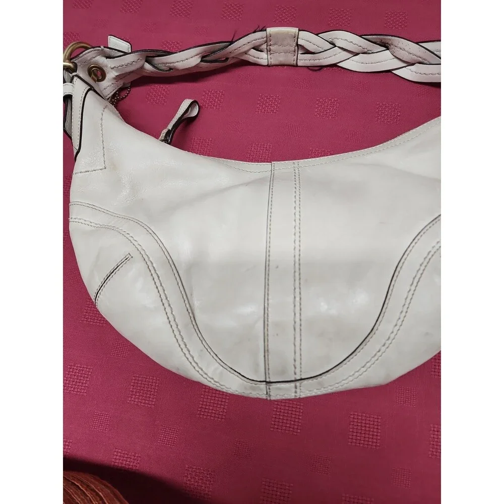 Vintage Y2K  Coach Soho Dylan Leather Hobo Bag 10042  In Bone Original Hang Tag